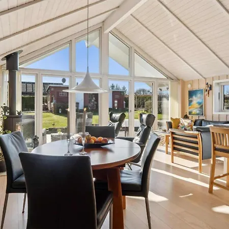 Gorgeous In With Sauna Dom wakacyjny Hadsund